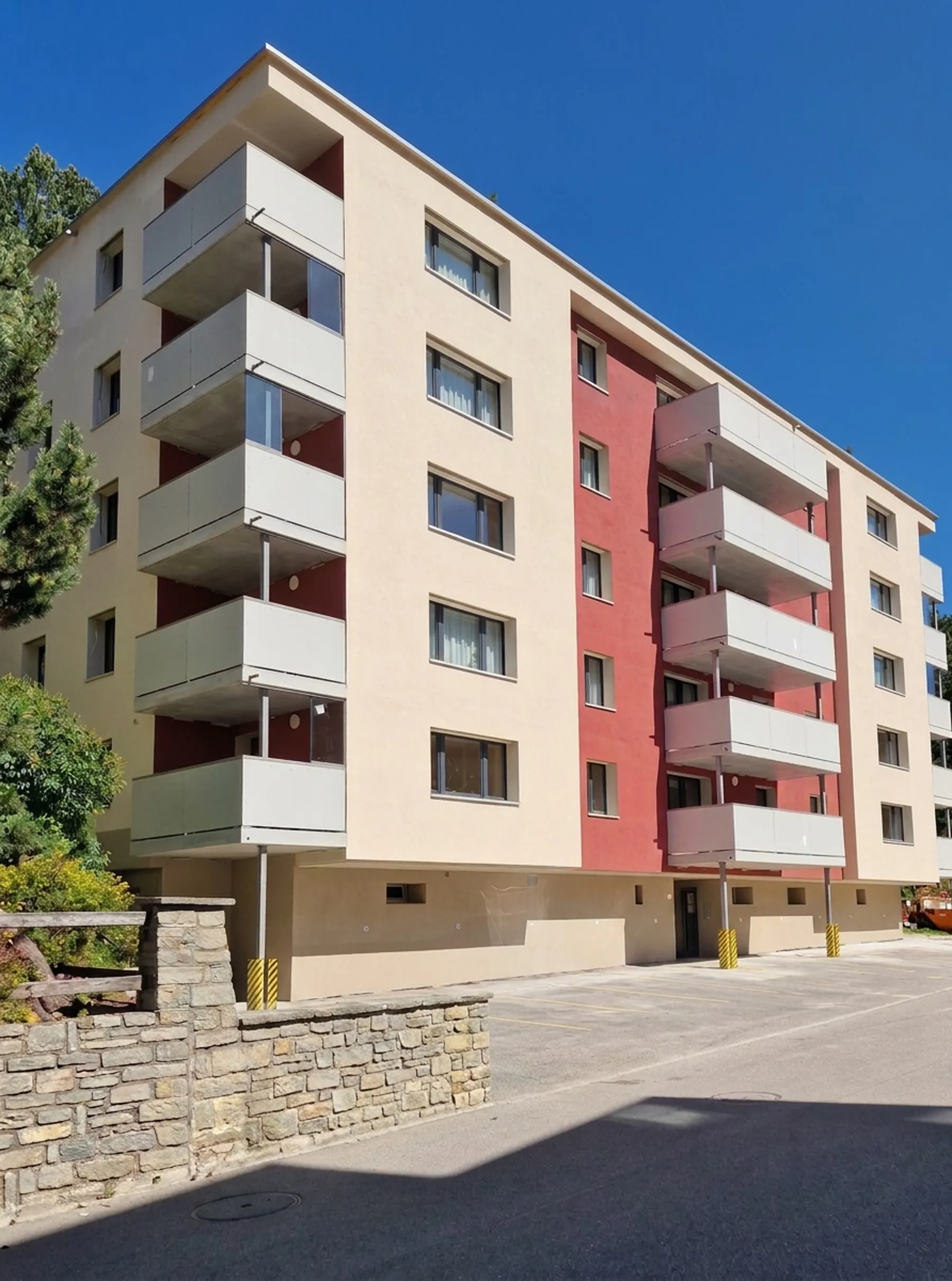 Sunflower Resort, Via Surpunt 67, St. Moritz